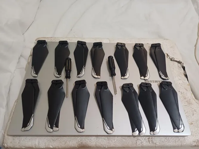 Hélices do Drone Cine S880 (14 pares)  novas  e semi novas