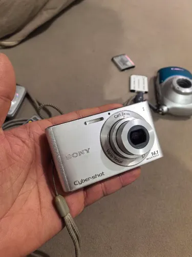 Camera digital sony w320