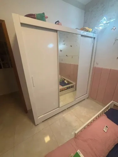 Vendo guarda-roupa casal