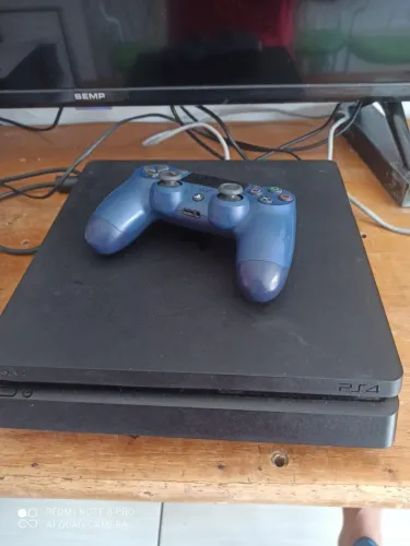 Ps4 slim desbloqueado, + 2 lojas de baixa jogo