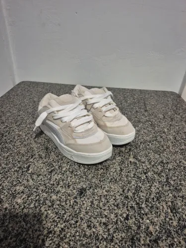 puma 180, branco e bege