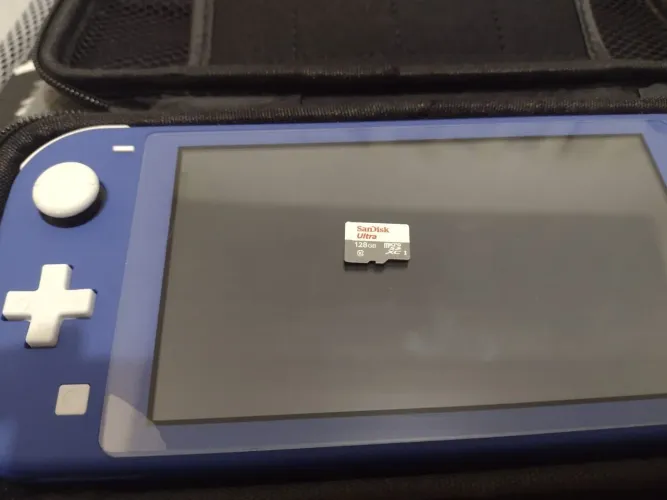 Nintendo Switch Lite usado (bloqueado)