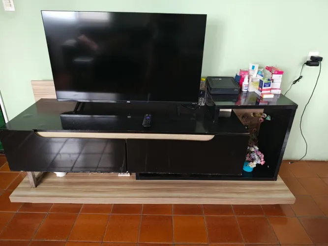 Rack com duas gavetas 