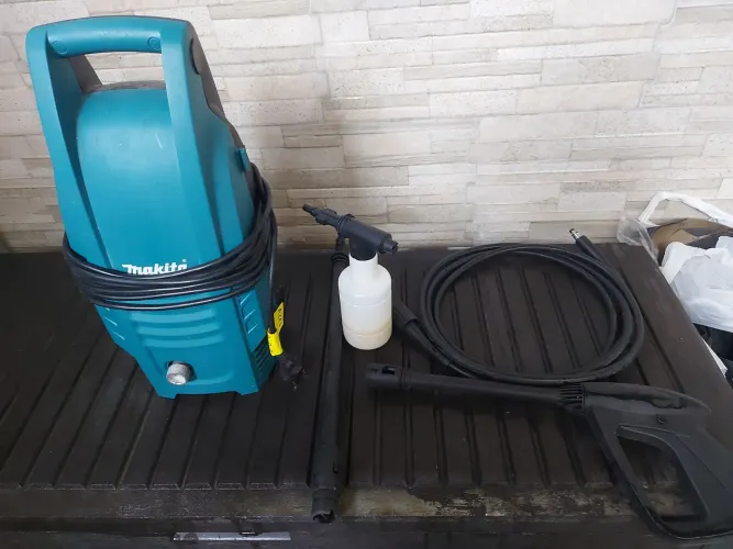 Vendo lavadora makita hw101