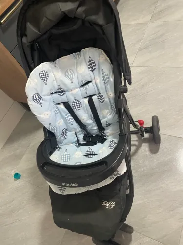 Vendo carrinho de bebê