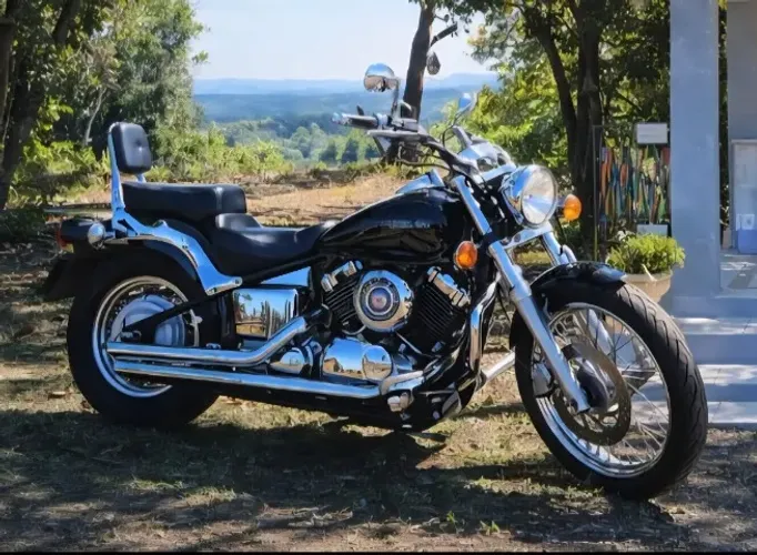 MOTO IMPECÁVEL - SEGUNDO DONO