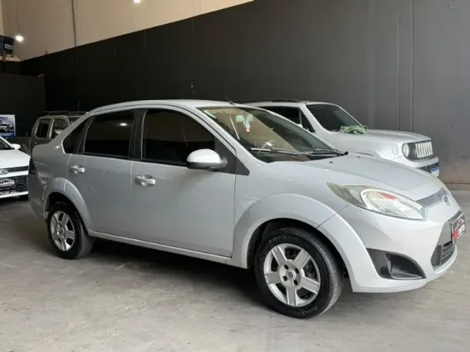 Ford Fiesta Sed. 1.6 8V Flex 4P 2013
