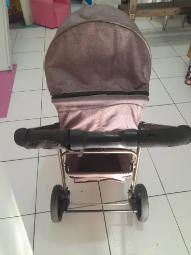 Carrinho de bebê galzerano