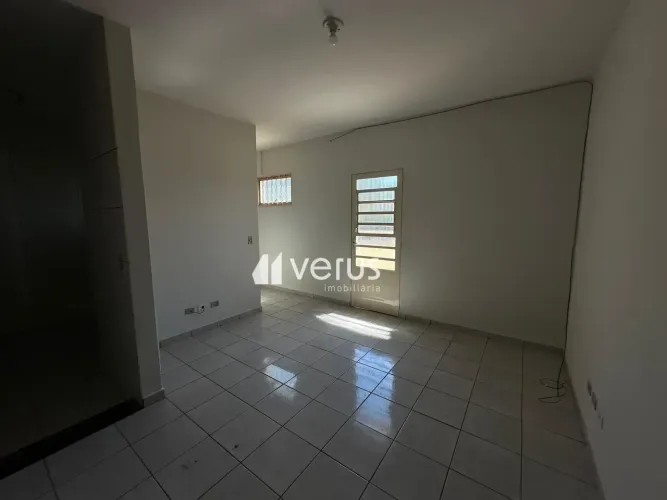 Casa para aluguel, 3 quartos, 1 suíte, Tibery - Uberlândia/MG
