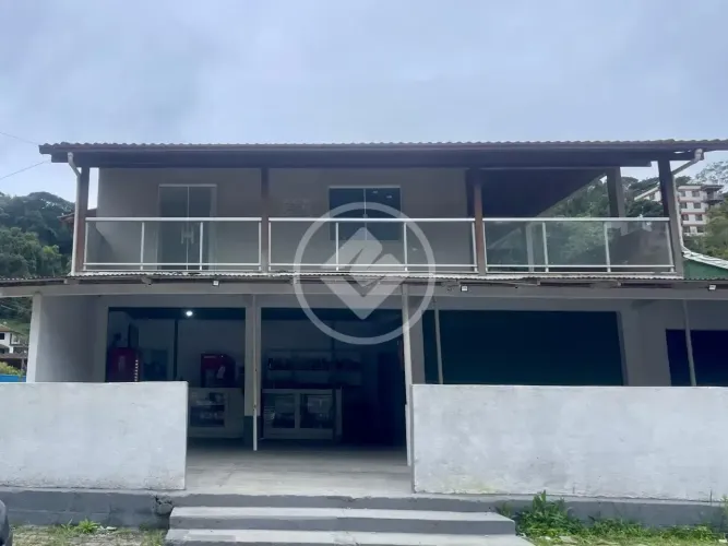 Casa a venda na Posse com terreno de 660m2 e área construída de 192m2 codigo: 390075