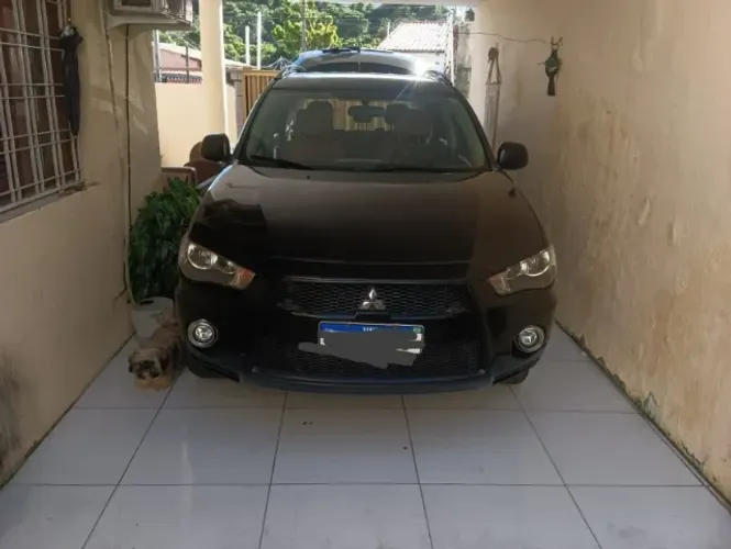 Mitsubishi Outlander 2.0 16V 160cv Aut. 2012