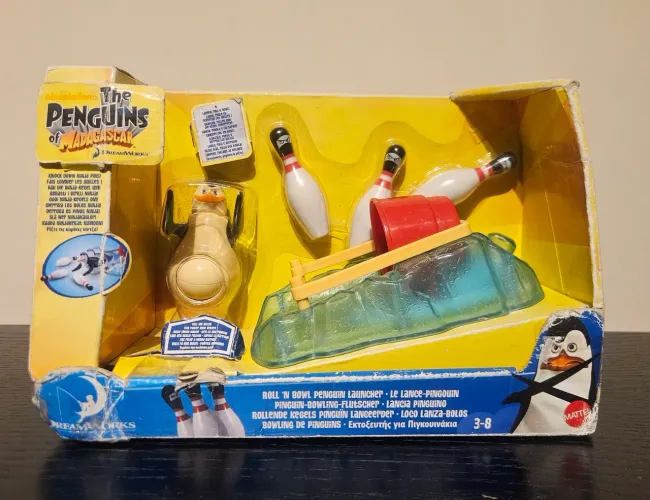Playset Os Pinguins de Madagascar Mattel Rolling Figures Pinguim Launcher Embalagem 2010