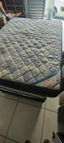COLCHÃO CASAL DE MOLAS ENSACADAS USADO R$450 ENTREGA GRÁTIS 