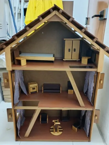 Casinha de madeira