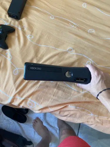 XBOX 360 preto + volante (xbox com defeito)