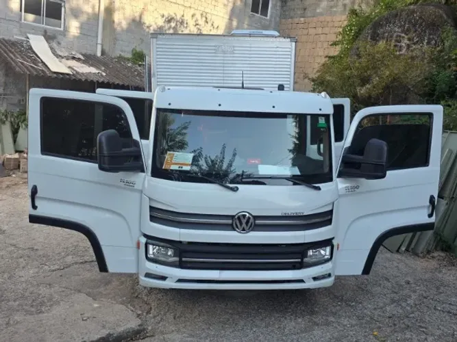 CAMINHÃO VW 11.180