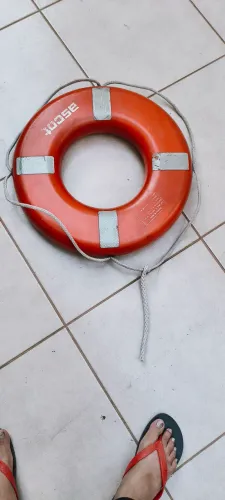 Boia salva vida 150 reais