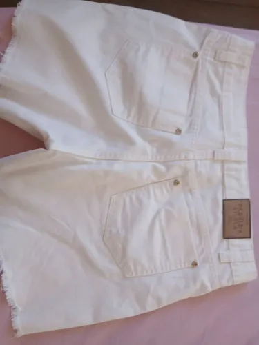 Roupas novas e usada