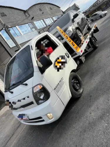 Kia bongo 2013 reboque