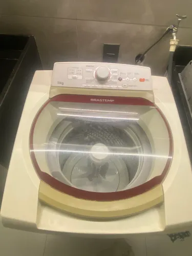 Máquina de lavar Brastemp 11kg ( programa de lavagem travado em 1 opção)