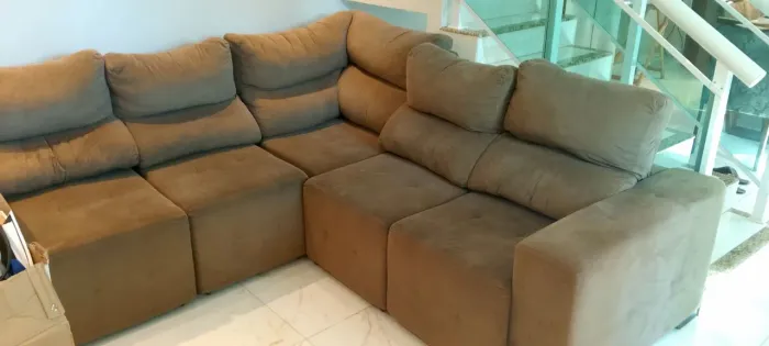 Sofá retrátil reclinável