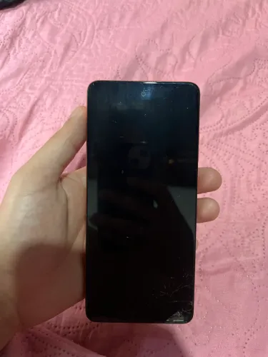 vendo moto g04s usado