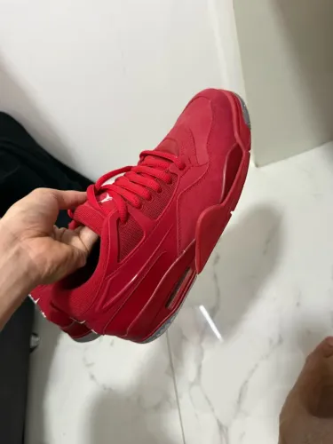 Tênis Nike Jordan 4 em