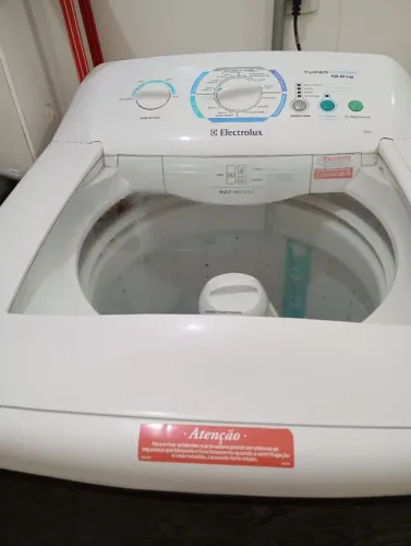 MAQUINA DE LAVAR PARA CONSERTO OU RETIRADA DE PEÇAS