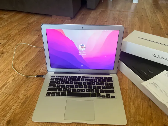 MacBook Air 2015 Intel core i5 Dual Core 4gb RAM com 128 gb hd