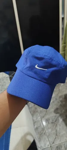 Nike dri fit club Azul, usado poucas vezes.