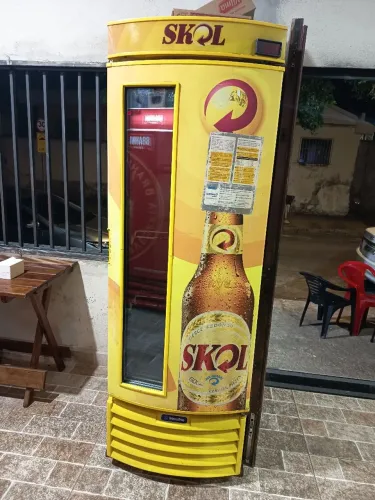 Estou vendendo o freezer da Skol