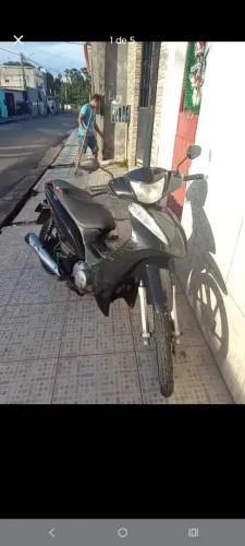 Vendo moto ? em ótimo estado em dia