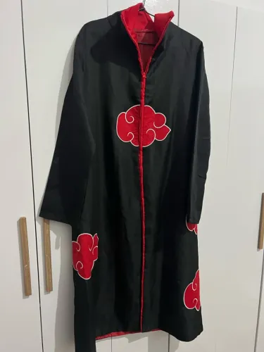 Manto Akatsuki adulto