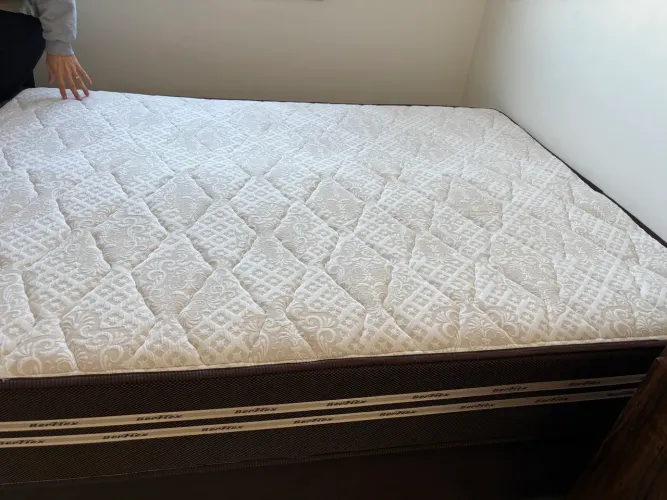 Vendo cama Box casal