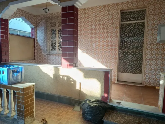 CASA COM 2 QUARTOS EM BANGU