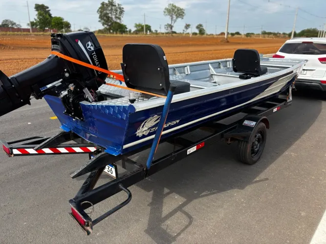 Barco King Fish 2026 - 18Hp