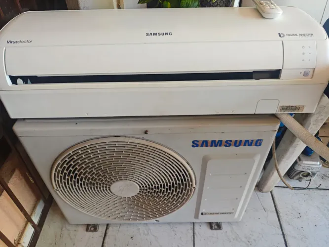 Ar condicionado inverter 12.000 BTUs