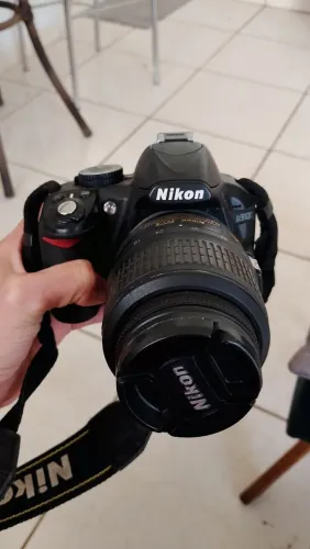 Nikon D3100 Corpo + Lente 18mm-55 + Cartão 128gb + carregador original