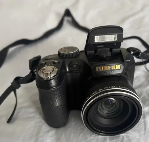 câmera fujifilm finepix s 