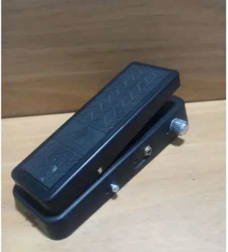 Pedal wah wah