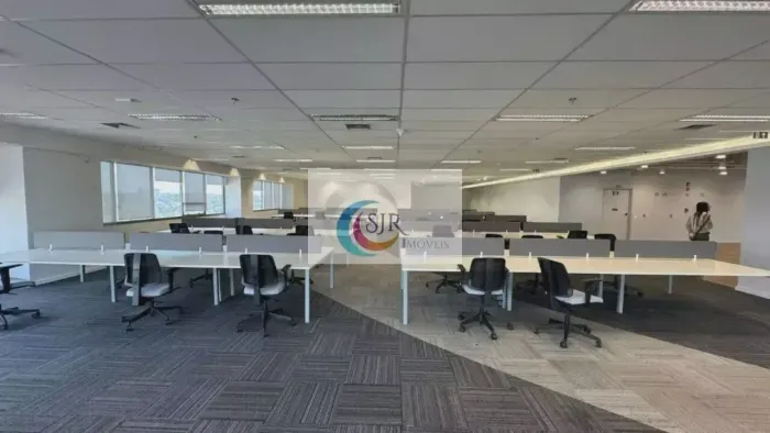 Conjunto para alugar, 2237 m² - Tamboré - Barueri/SP