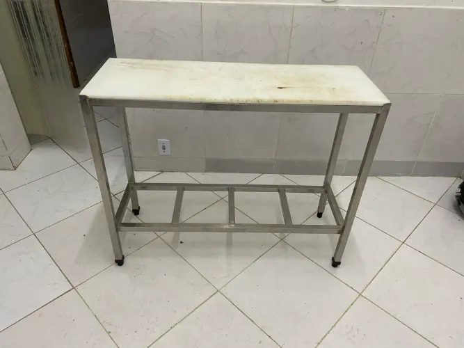 Mesa de inox para açougue