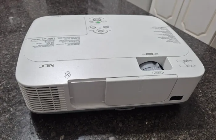 Projetor NEC M260X