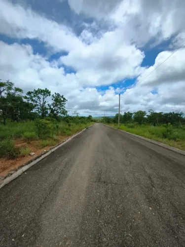 Lote muito próximo a Faculdade Integra- 1000 m²- Setor Lagoa Quente - Caldas Novas - GO