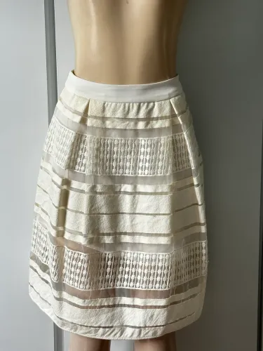 Linda saia off-white