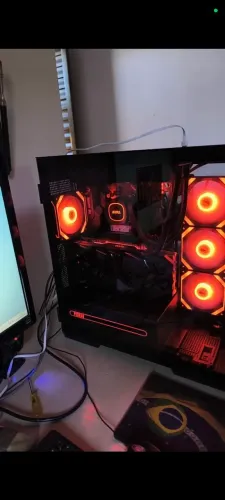 GABINETE GAMER PICHAU <br>VOYAGER ONE, FULL-TOWER