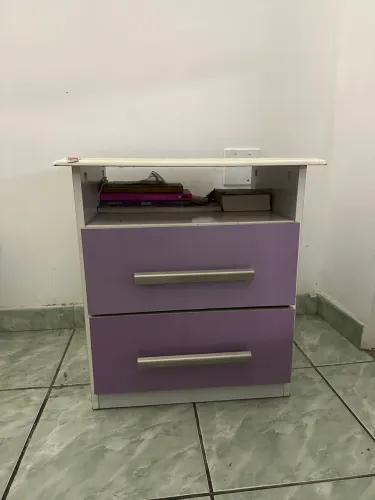 Criado mudo 2 gavetas