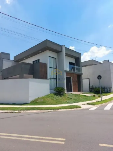 ENCANTE-SE COM ESTA RESIDÊNCIA EXCLUSIVA NO CONDOMÍNIO VILLA DO SOL, QUE UNE CONFORTO, SOF