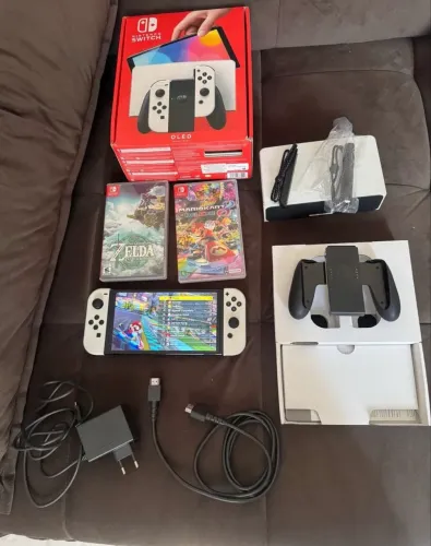 Nintendo Switch oled + 2 Jogos Inclusos | Excelente Estado
