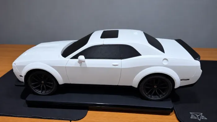 Carro de Controle Remoto, Automodelo RC Escala 1/10 - DODGE CHALLENGER HELLCAT
